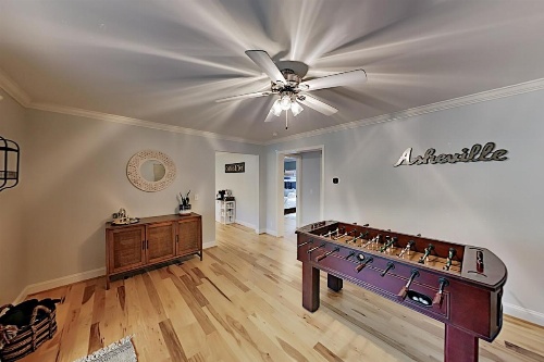 Secluded Escape Near Downtown & Biltmore Fun home image 19